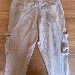 Alo Yoga Cargo Joggers - Grey - Size Small